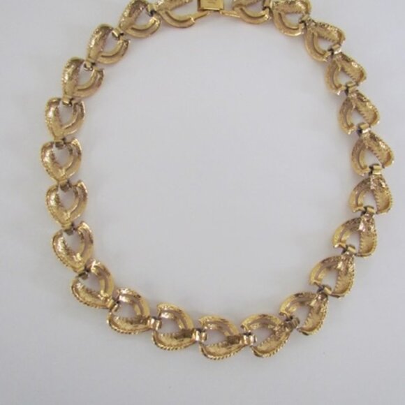 Vintage Chunky Napier Necklace Link Gold Tone Signed - Picture 7 of 9
